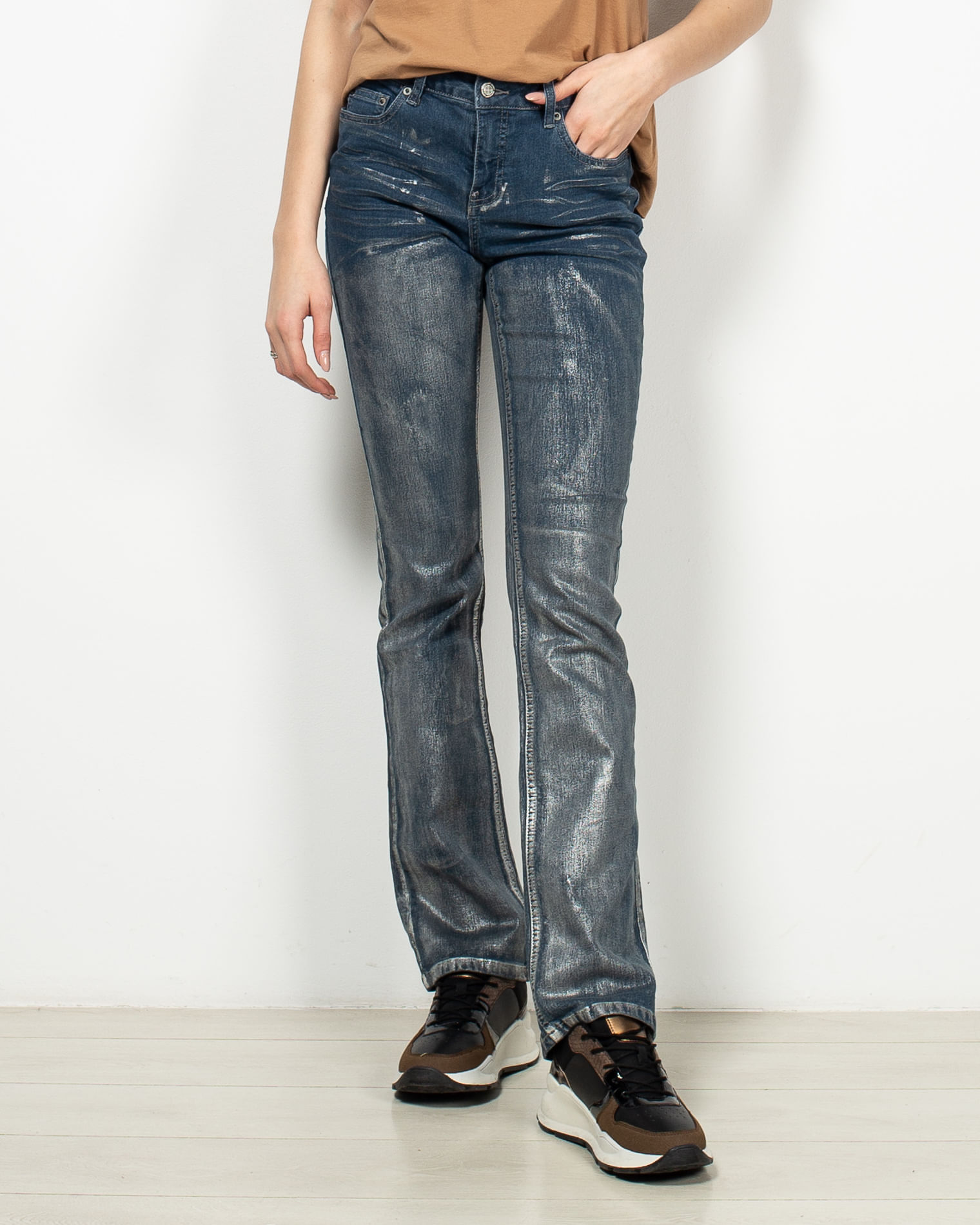 Jeans cu buzunare si aspect metalizat 2007501012