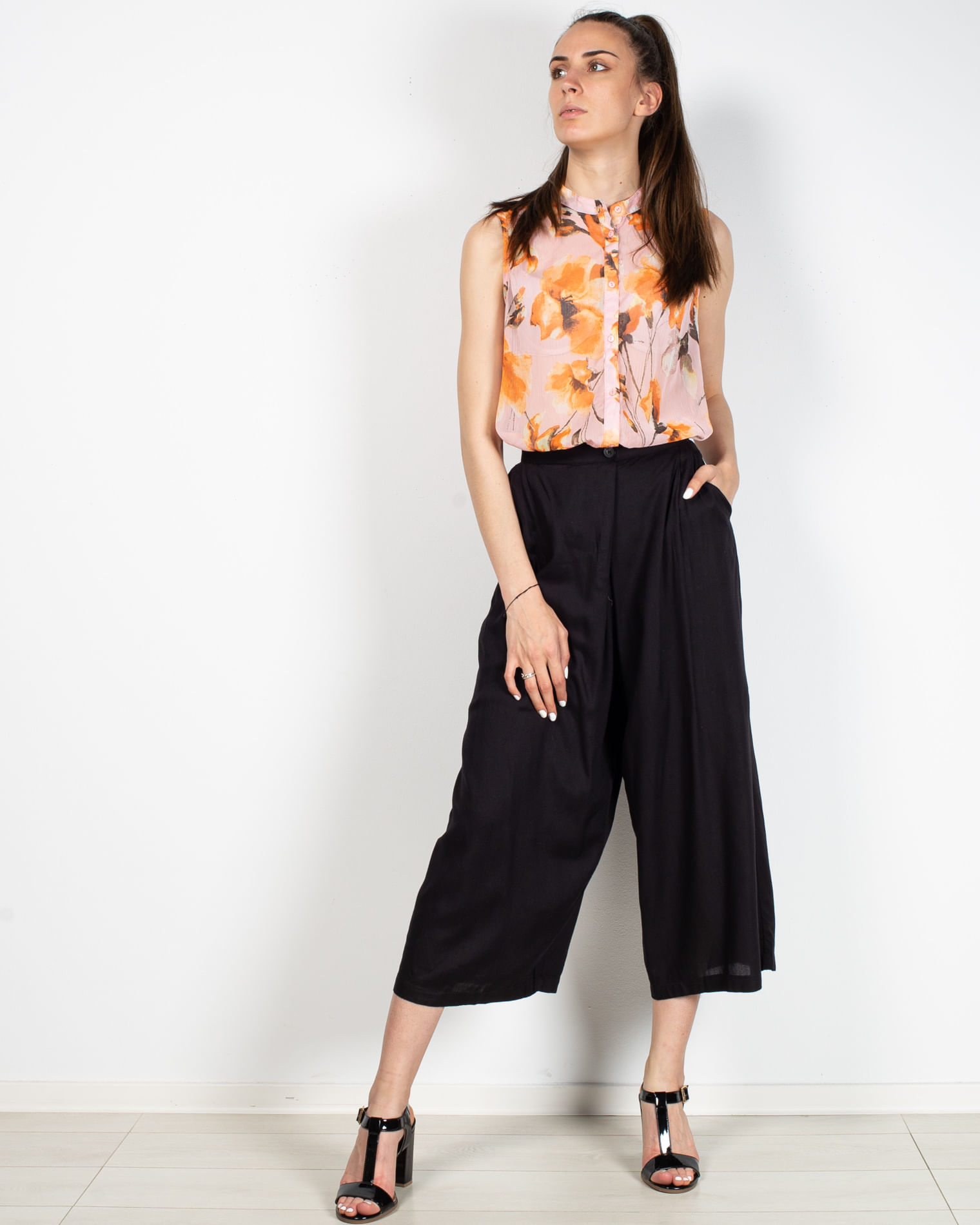 Pantaloni cu talie elastica si buzunare N903716003