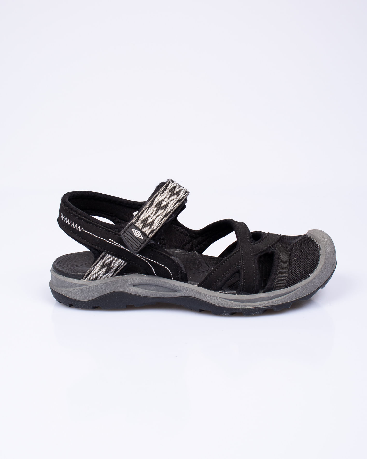 Sandale de drumetie cu varful acoperit si talpa joasa pentru femei 22TEX01015