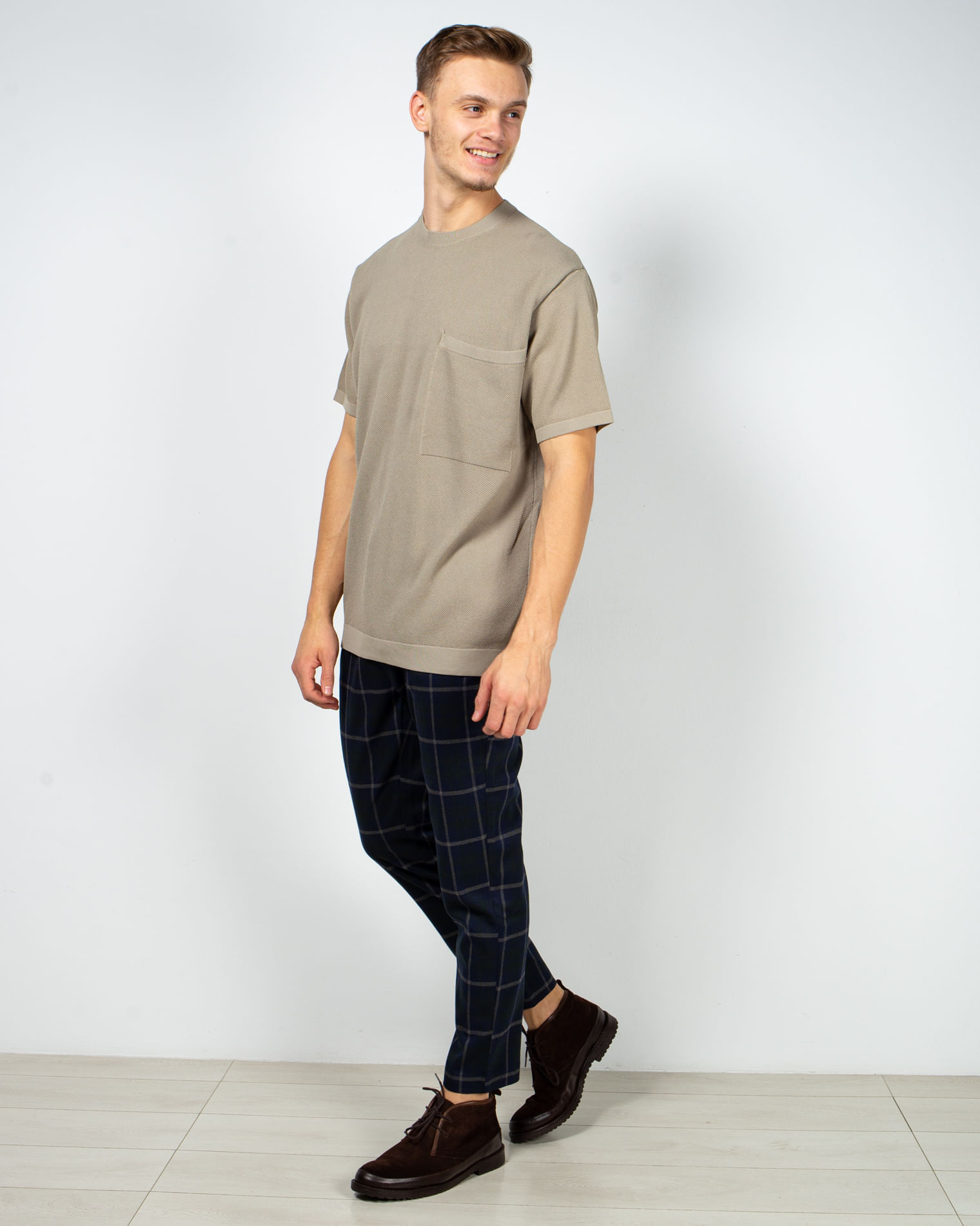 Pantaloni chino in carouri 22AVI33002