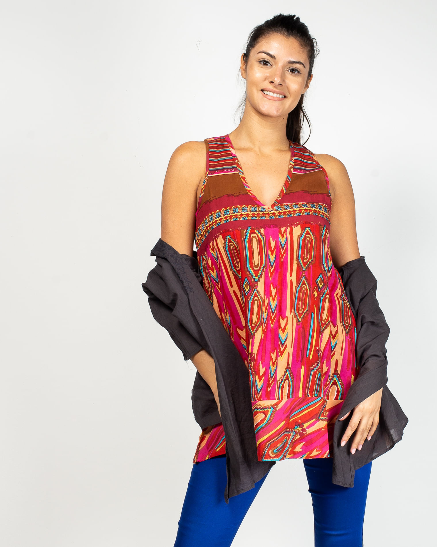 Bluza fara maneci cu imprimeu